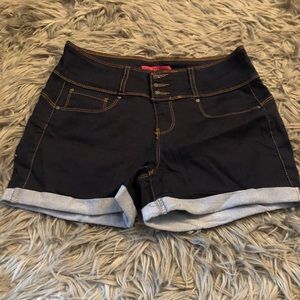Stretchy “jean” shorts